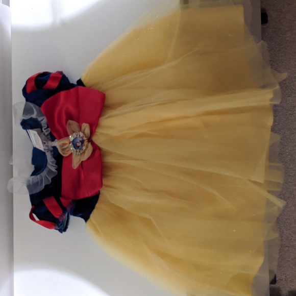Disney Other - LIL' SNOW WHITE Dress Deluxe Costume Disney Little Princess 12-18m Halloween